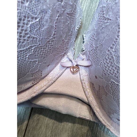 Victorias Secret 34DD Light Lilac Purple Lace Push-Up Bra With Adjustable Straps - Picture 2 of 10